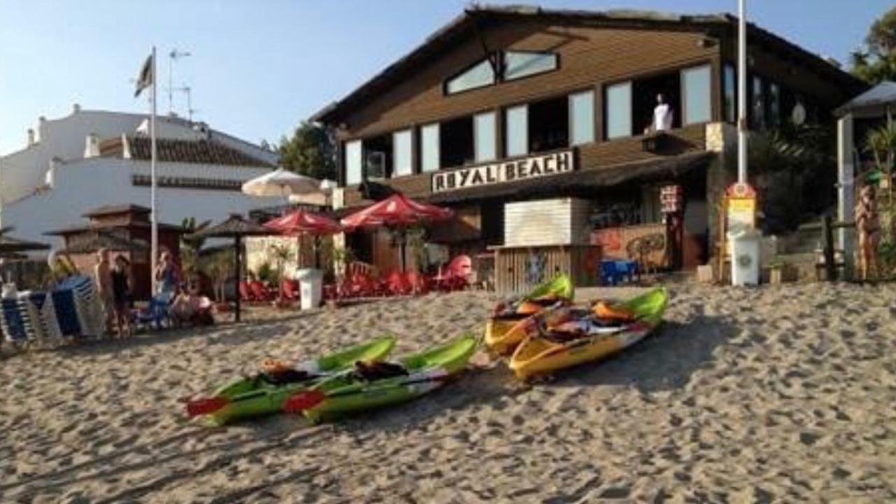 Mi Capricho A16 Beachfront Apartment Sitio de Calahonda Екстериор снимка